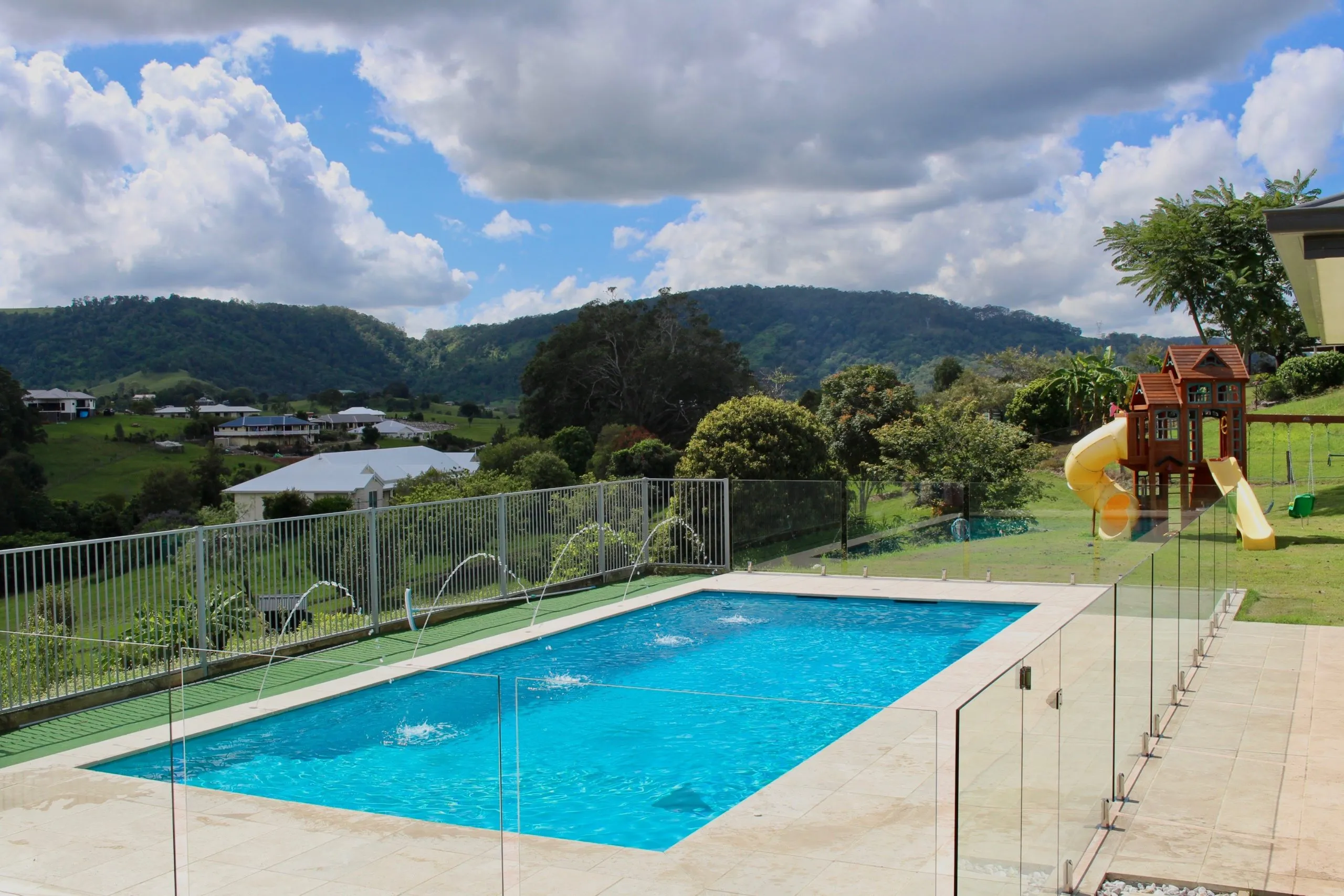 Fiberglass Pools Point Halloran 4165