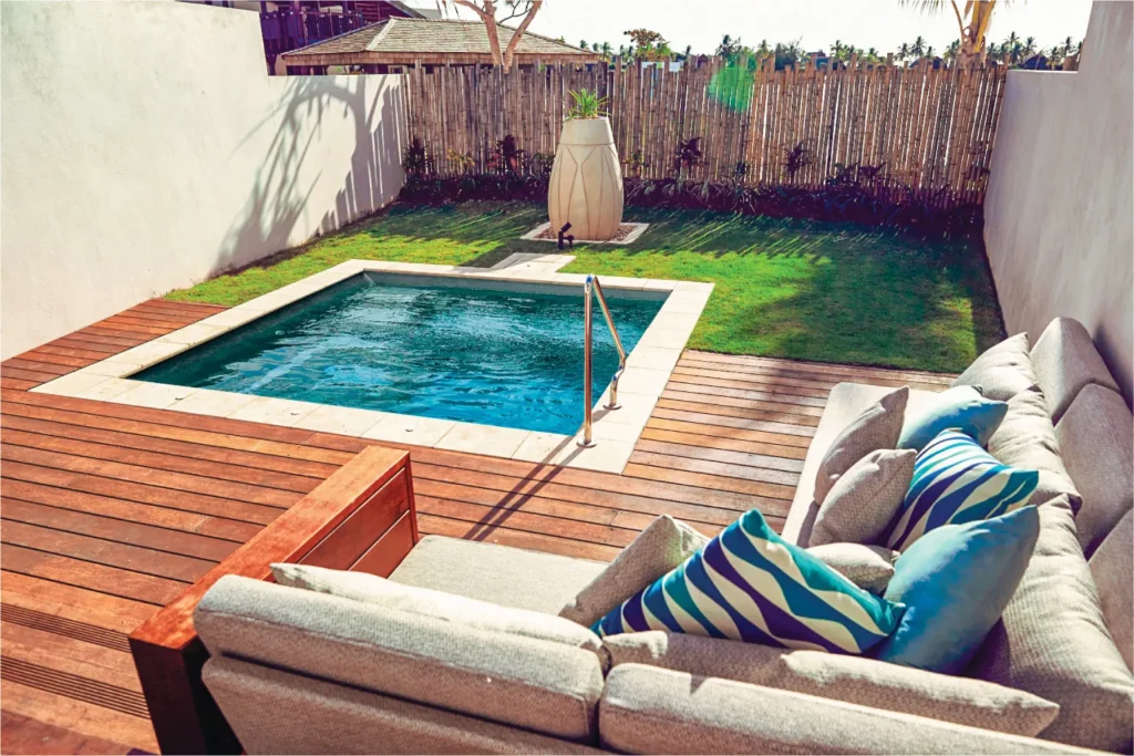 fiberglass pools jamboree heights 4074