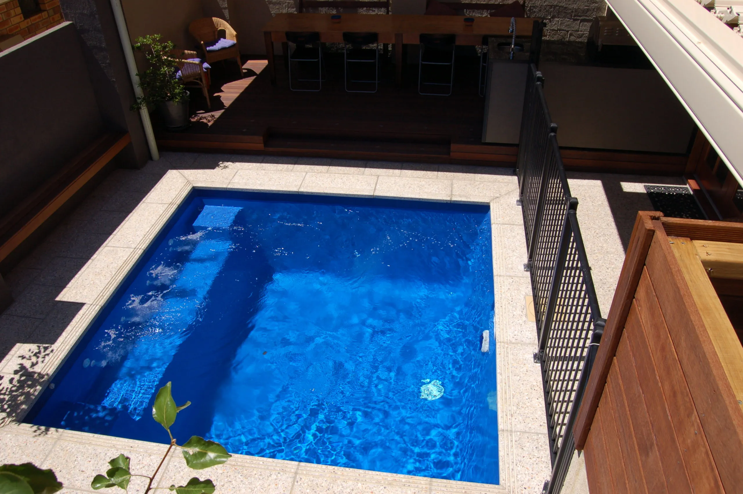 Fiberglass Pools Jamboree Heights 4074