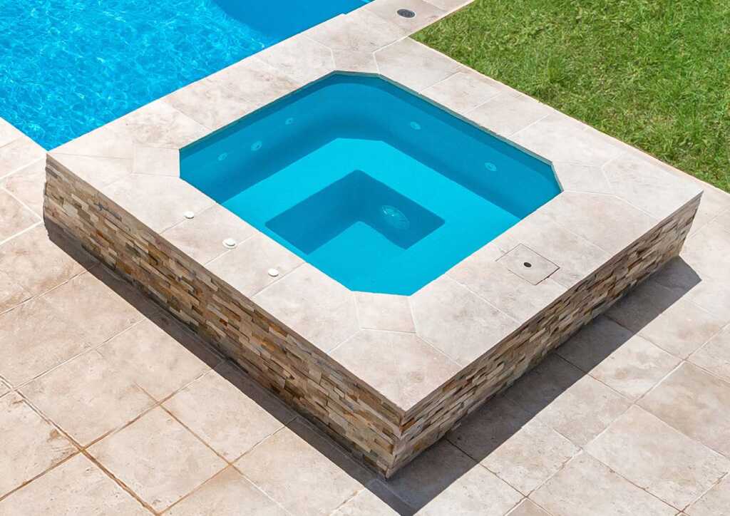 fiberglass pools carindale 4152