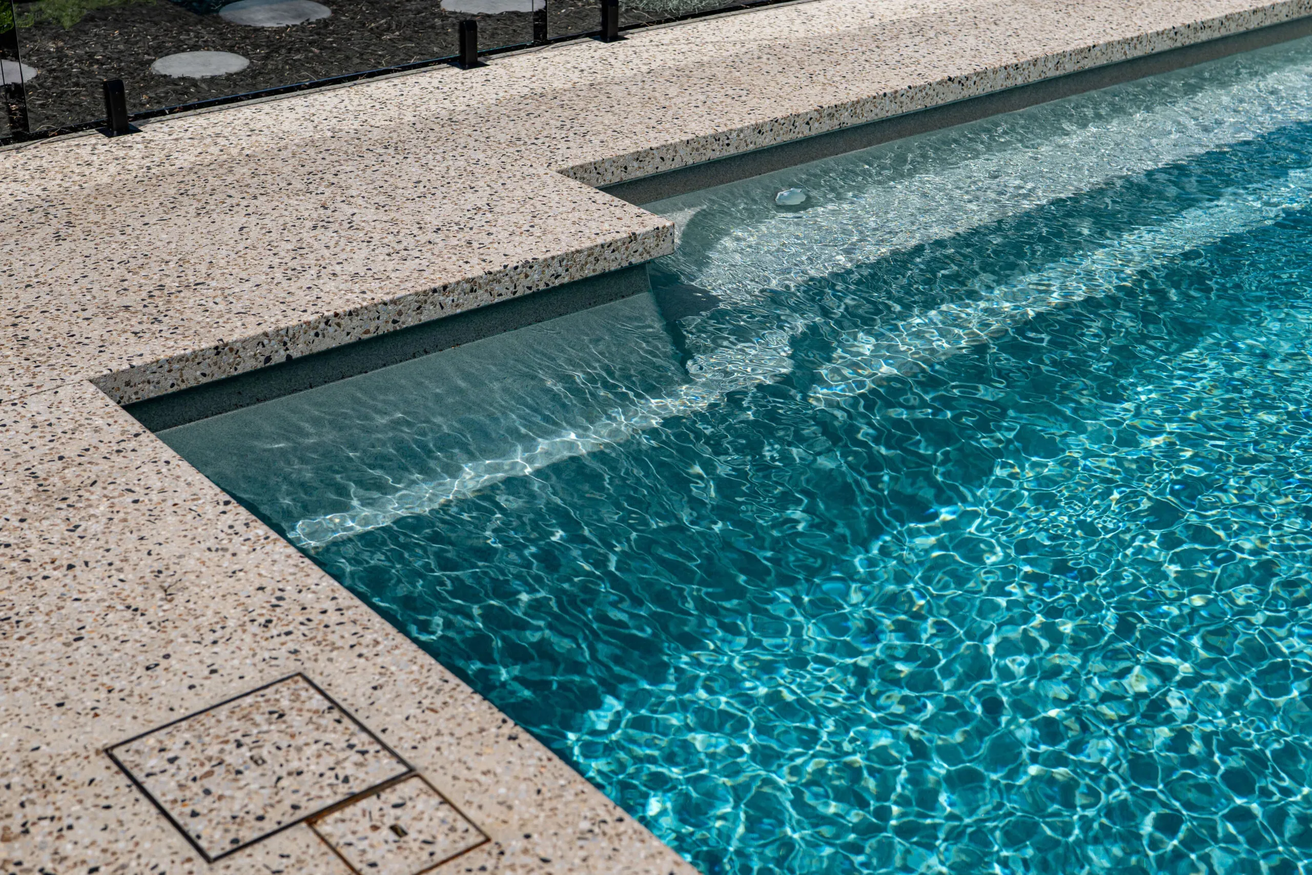 pool tiling